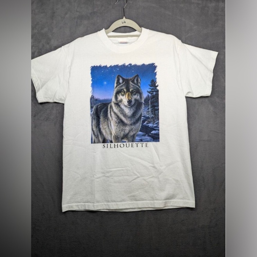 Vintage 90’s era Hanes Wolf Silhouette Graphic T-Shirt Mens Size Medium